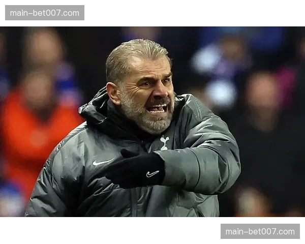 赛前发布会:波斯特科格鲁确认麦迪逊可出战与维拉关键战 赛前发布会:波斯特科格鲁确认麦迪逊可出战与维拉关键战