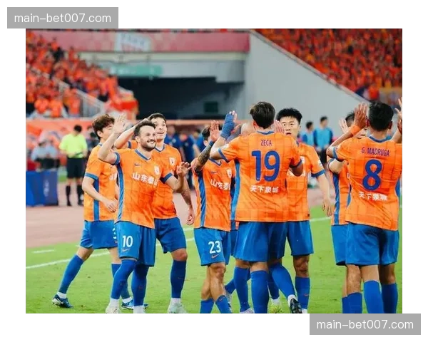 山东泰山主场爆满，创本赛季中超上座率新高