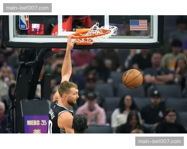 战术述评：国王队利用“手递手”战术破解湖人队的高位夹击